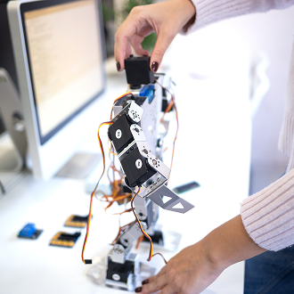 Robotics Lab for Schools